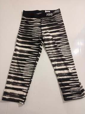 Nike Pro Zebra Printed Compression Dri Fit Capri Leggings Size S